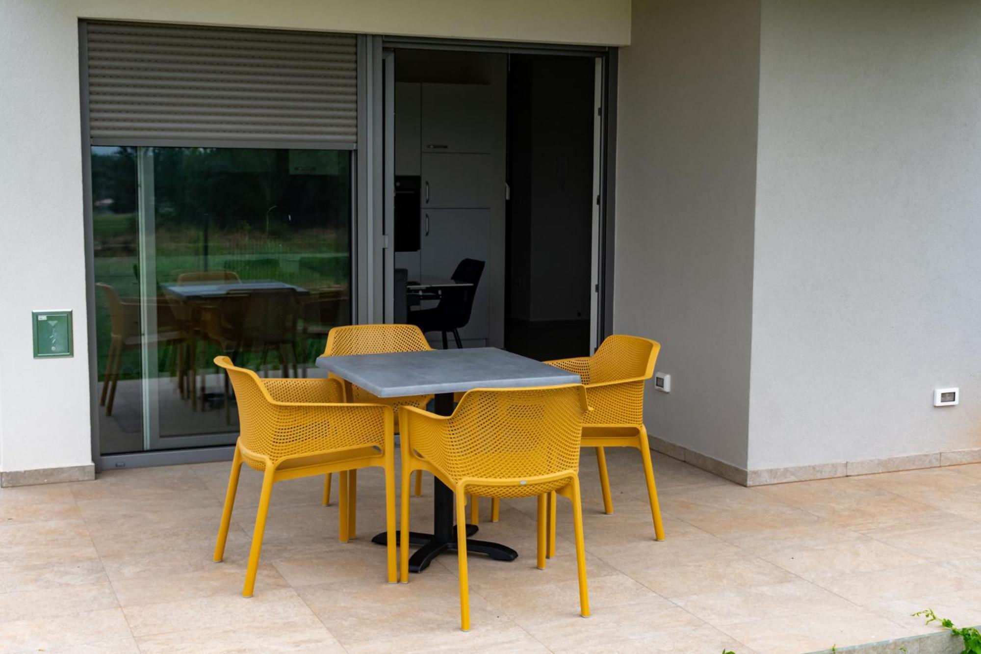 Baden Resort Basanija, Umag-With Sea View, Parking And 300M From The Beach Exterior foto