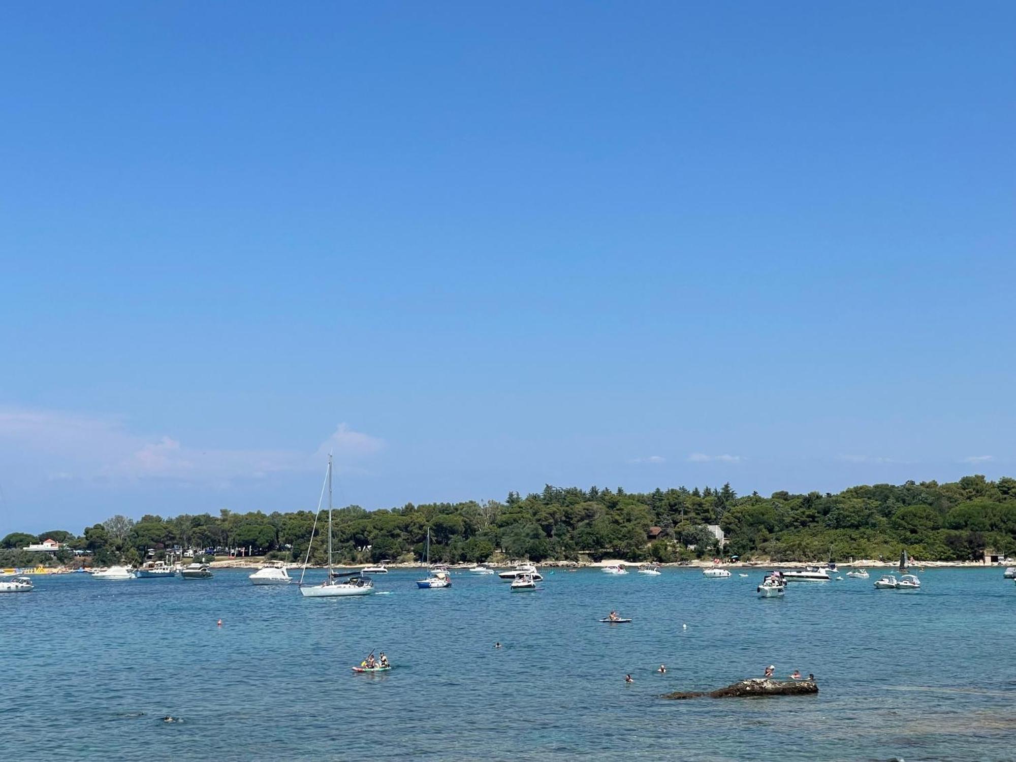 Baden Resort Basanija, Umag-With Sea View, Parking And 300M From The Beach Exterior foto