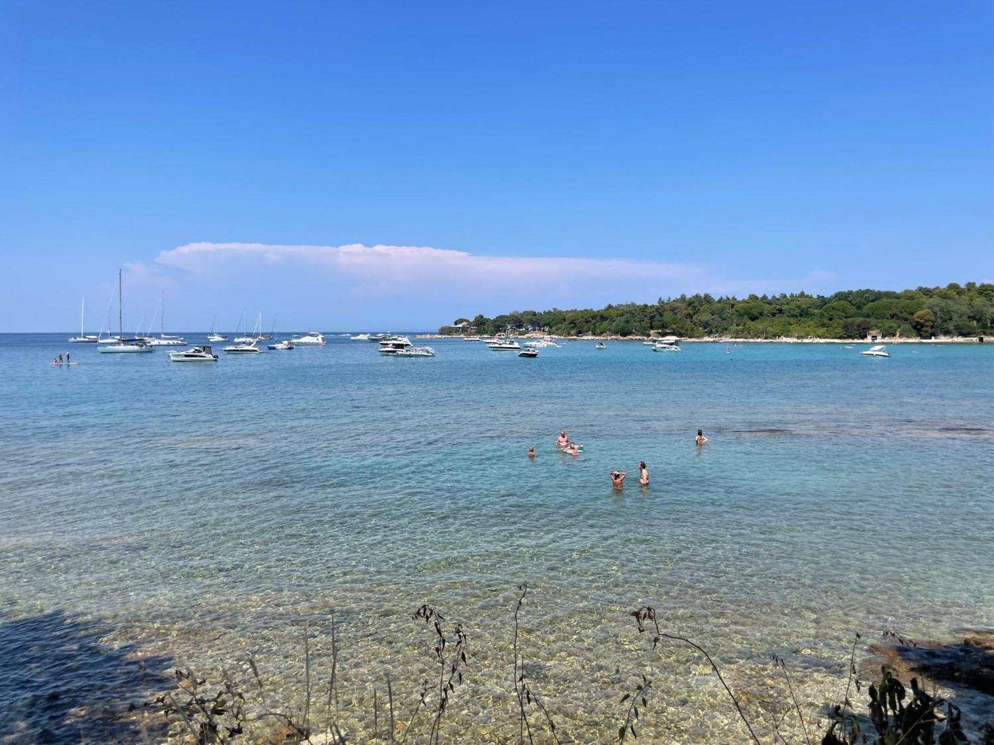 Baden Resort Basanija, Umag-With Sea View, Parking And 300M From The Beach Exterior foto